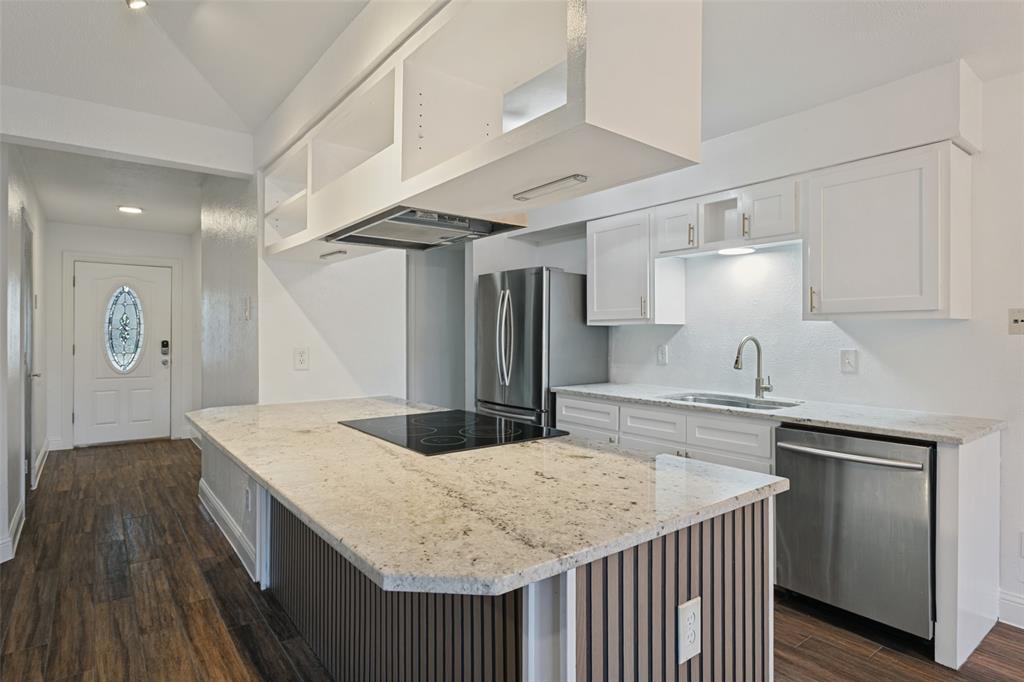 2507 Villanova Street - Photo 7