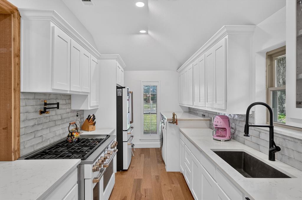 803 Village Green Drive - Photo 11