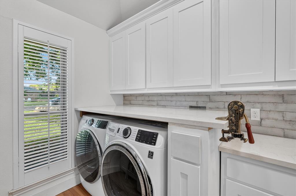 803 Village Green Drive - Photo 12