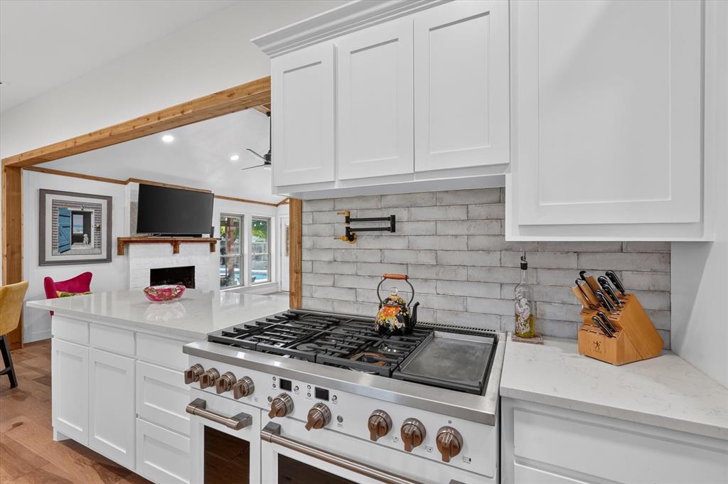 803 Village Green Drive - Photo 14
