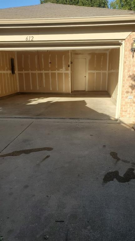 612 Creekview Drive - Photo 8