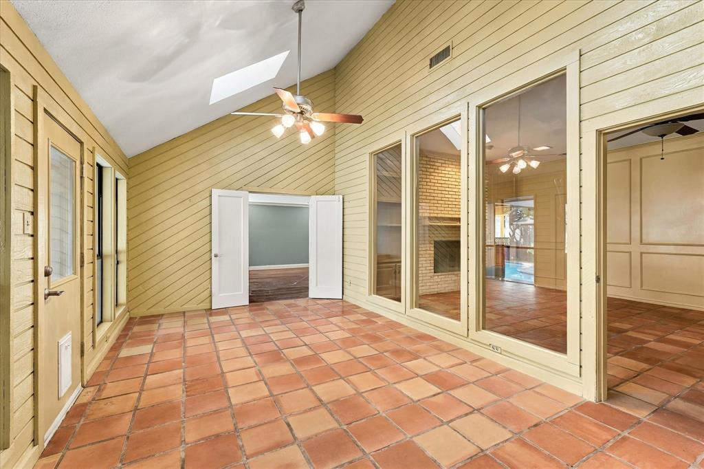 3209 Caliente Court - Photo 5