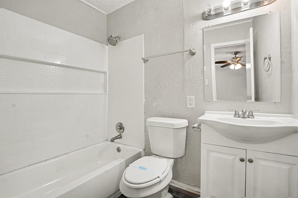 700 Prairie View Drive - Photo 11