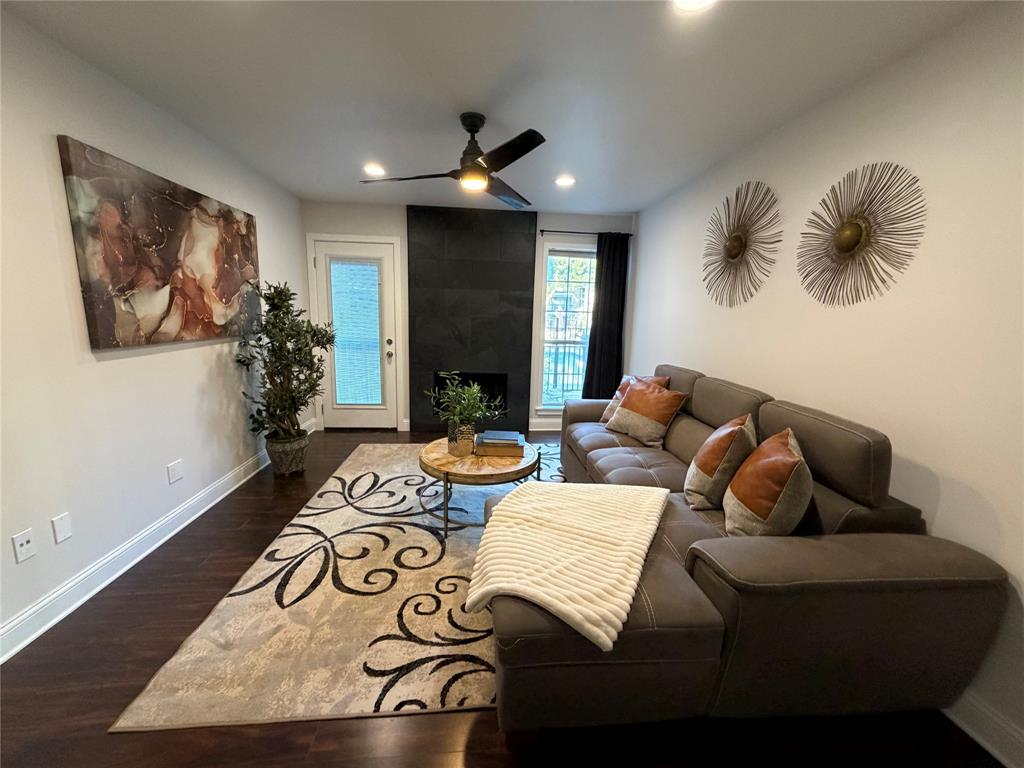 18333 Roehampton Drive - Photo 2
