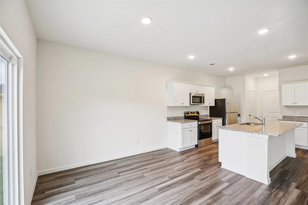 14214 Emeric Street - Photo 15