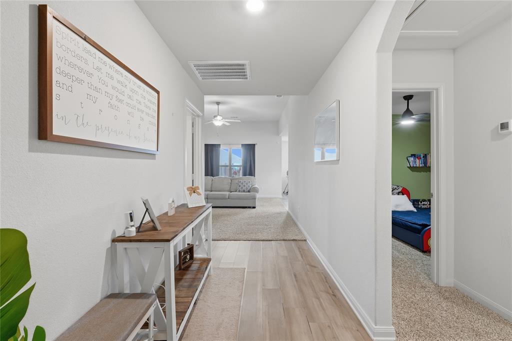 105 Clark Street - Photo 5