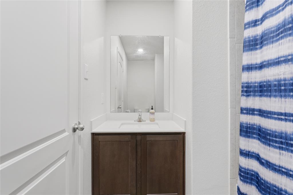 105 Clark Street - Photo 8