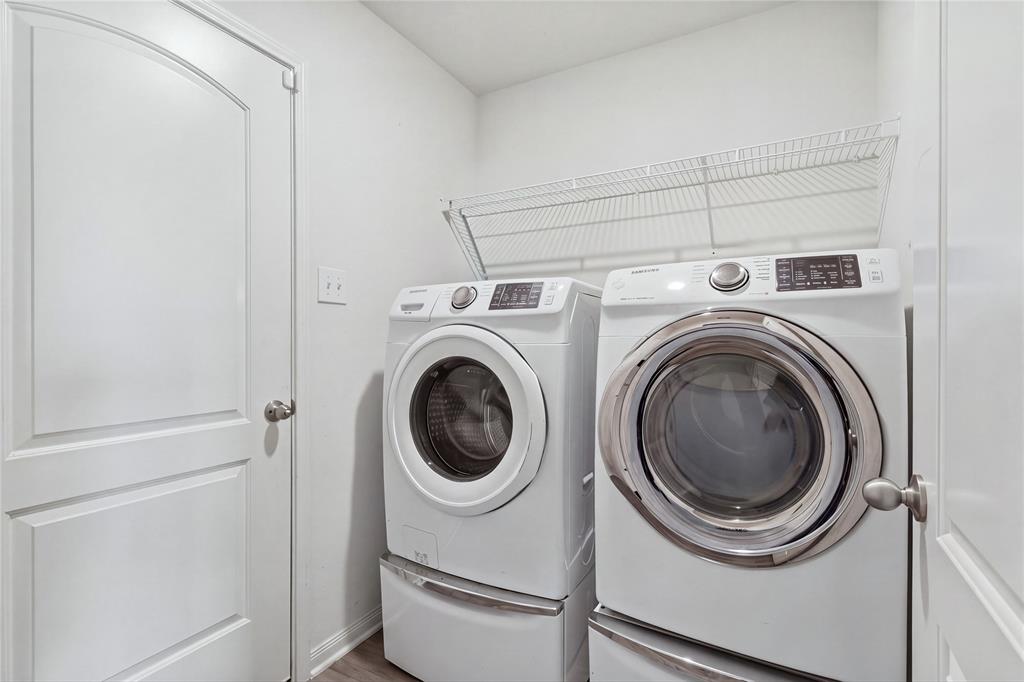 105 Clark Street - Photo 9