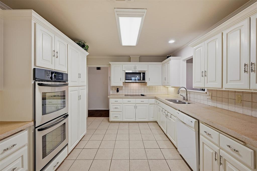 1105 N Woods Street - Photo 22