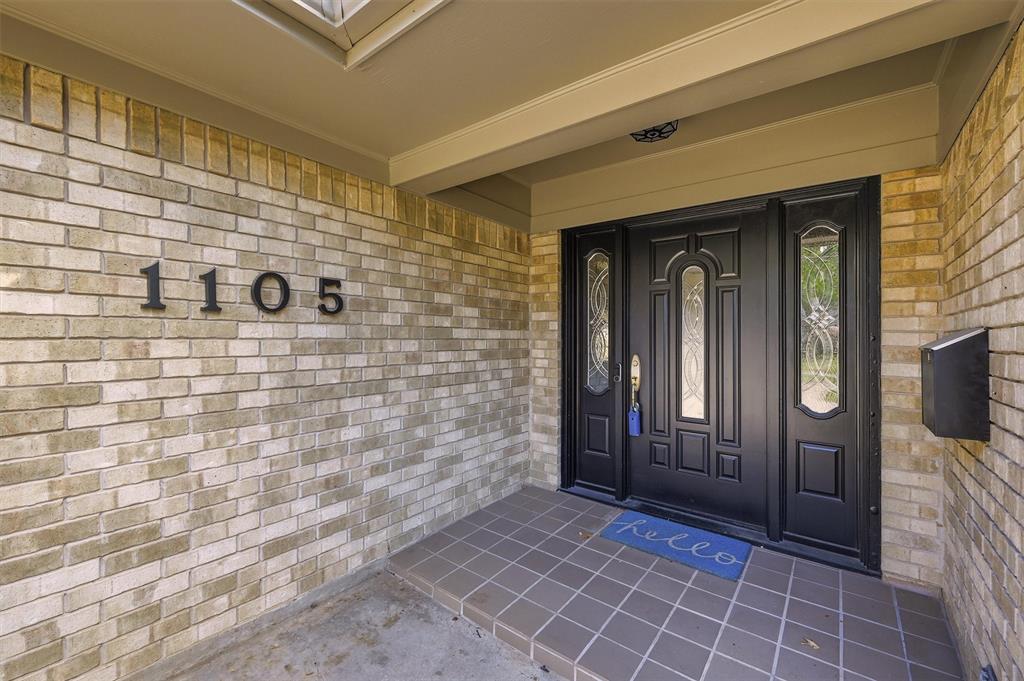 1105 N Woods Street - Photo 3