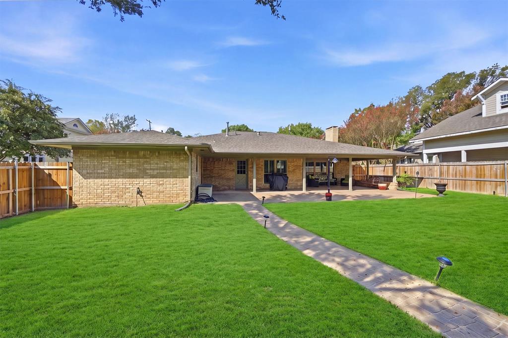 1105 N Woods Street - Photo 39