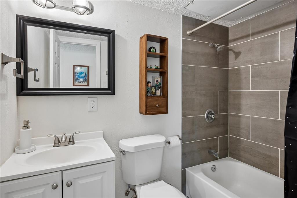2219 Crockett Drive - Photo 14