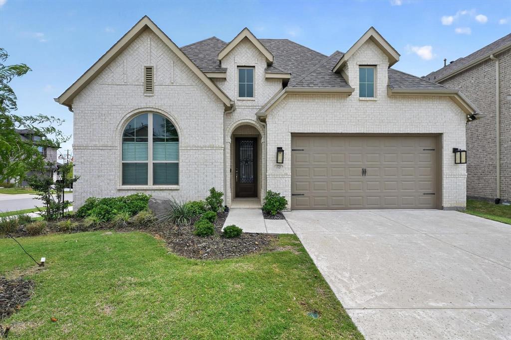 3725 Paradise Way - Photo 1
