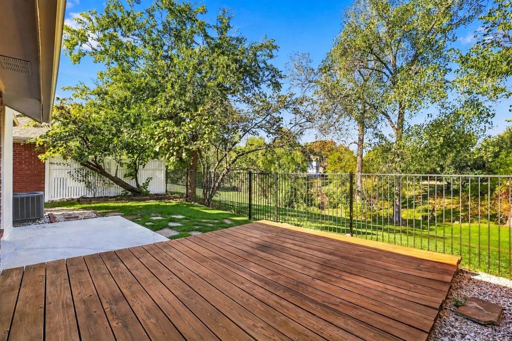 6821 Douglas Creek - Photo 3