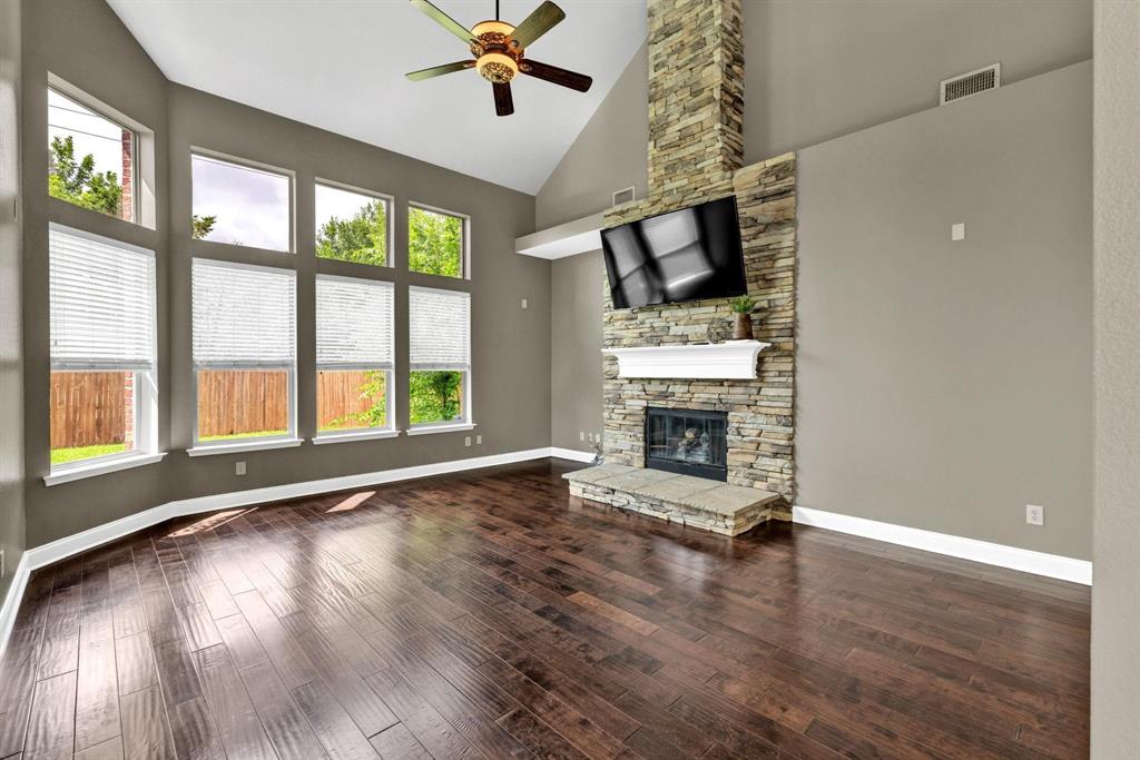 1097 Southampton Drive - Photo 18