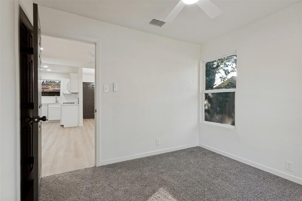1114 10th Street - Photo 12