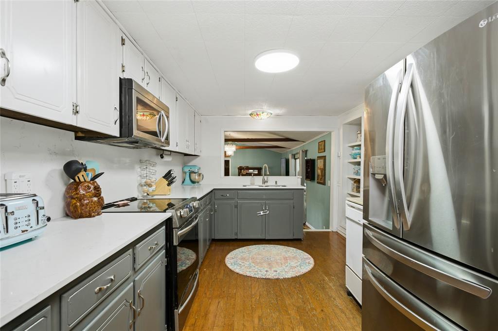 1641 Ben Davis Drive - Photo 10
