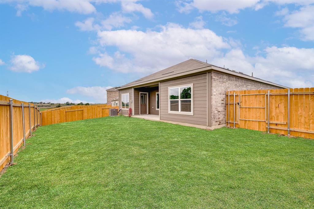 204 Condie Russell Avenue - Photo 3