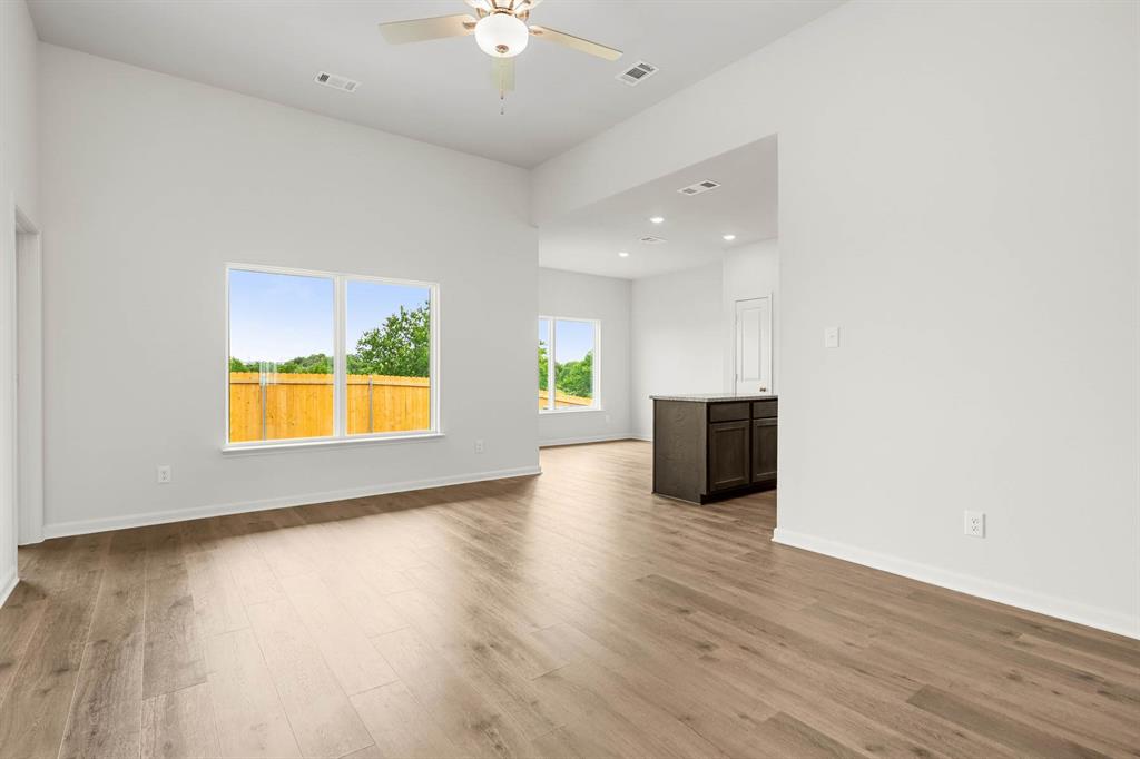204 Condie Russell Avenue - Photo 5