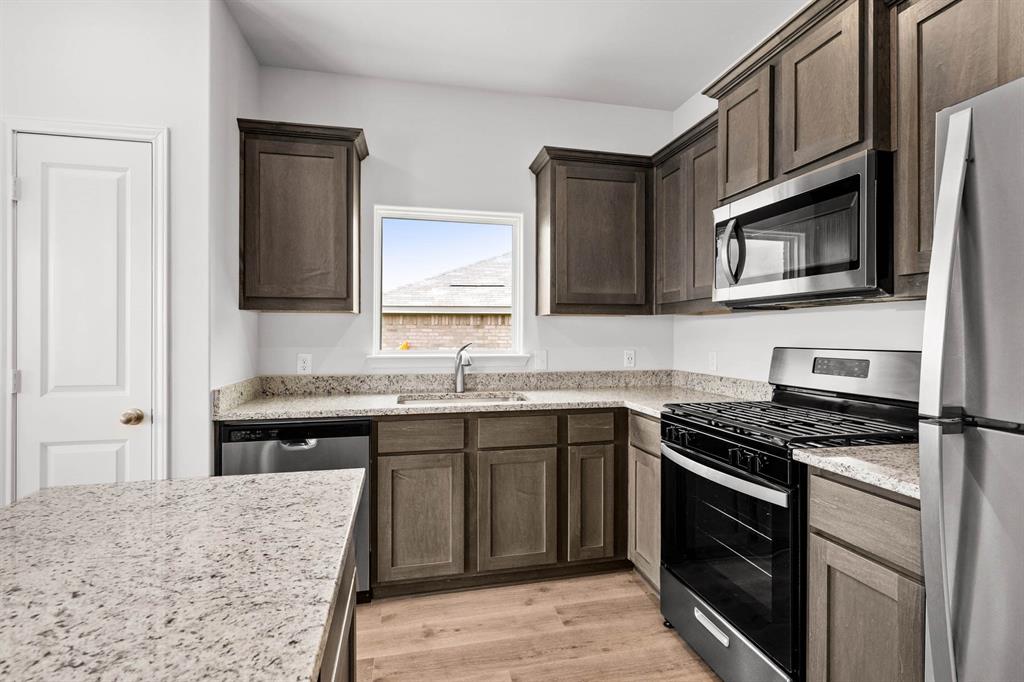 204 Condie Russell Avenue - Photo 9