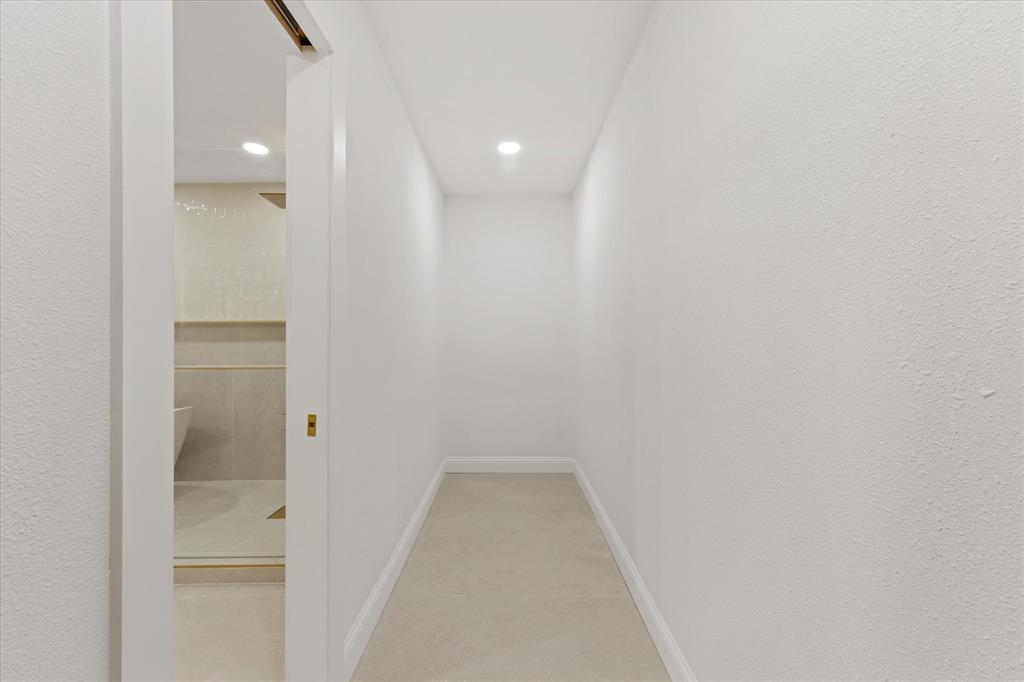 6727 Southpoint Drive - Photo 14