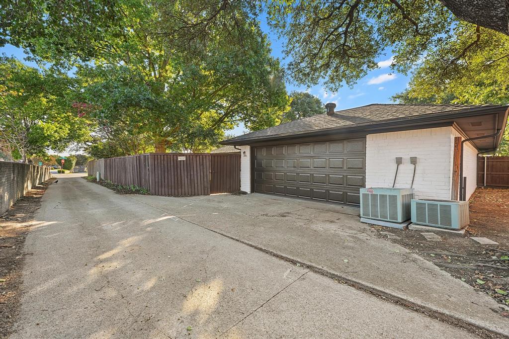 6727 Southpoint Drive - Photo 29