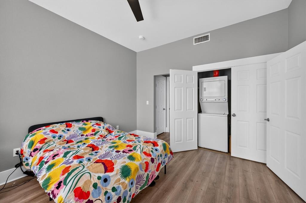2305 Worthington Street - Photo 18