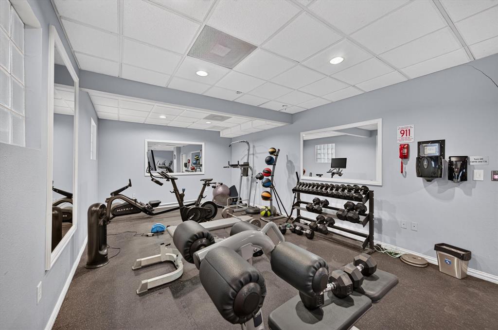 2305 Worthington Street - Photo 25