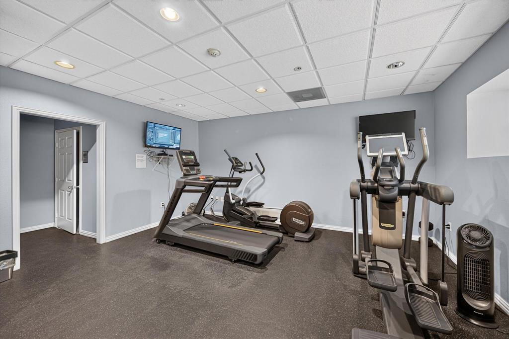 2305 Worthington Street - Photo 26