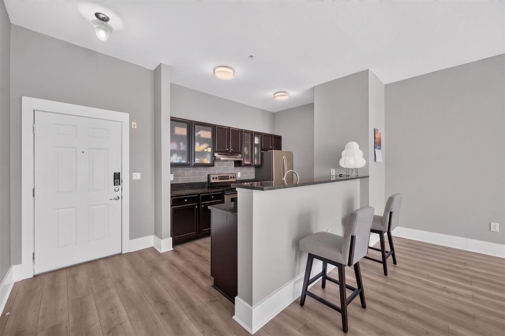 2305 Worthington Street - Photo 6