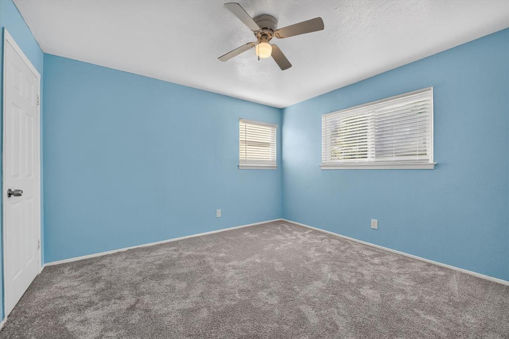 1302 Shelmar Drive - Photo 20