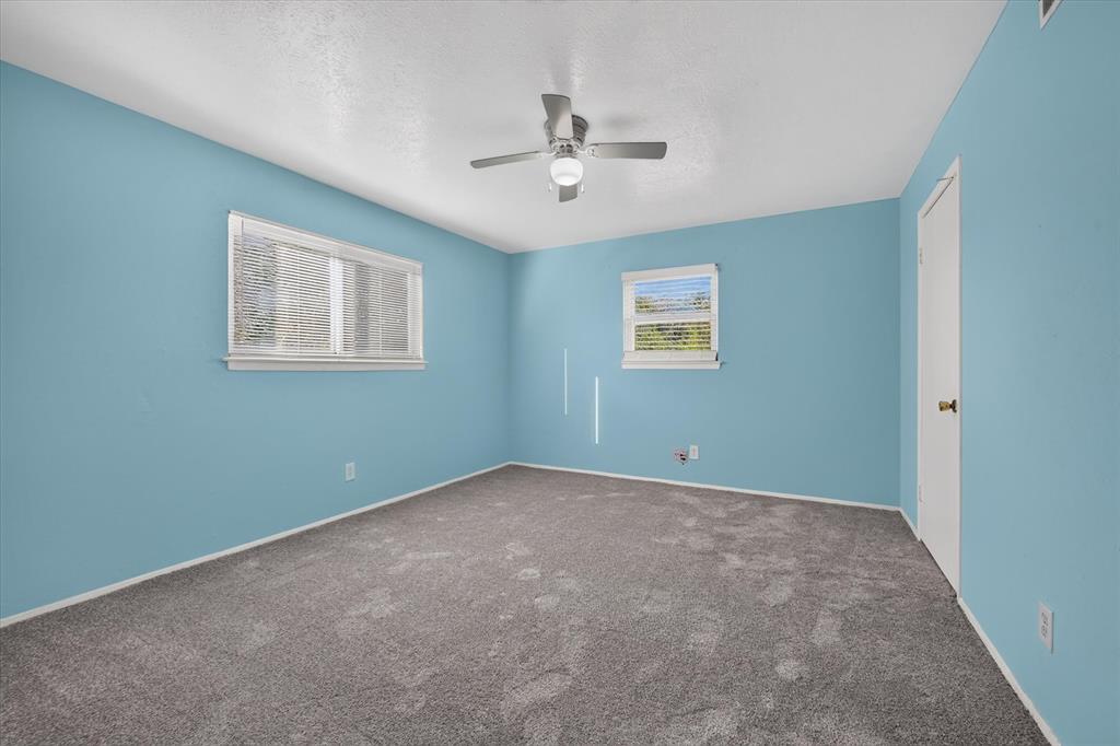 1302 Shelmar Drive - Photo 22