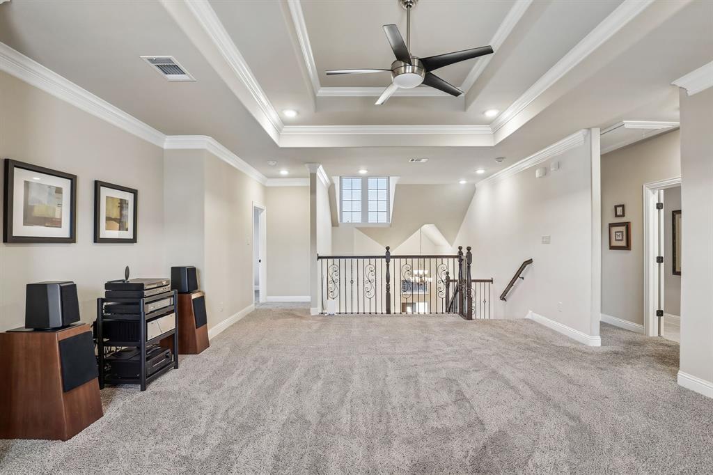 676 Princeton Way - Photo 22