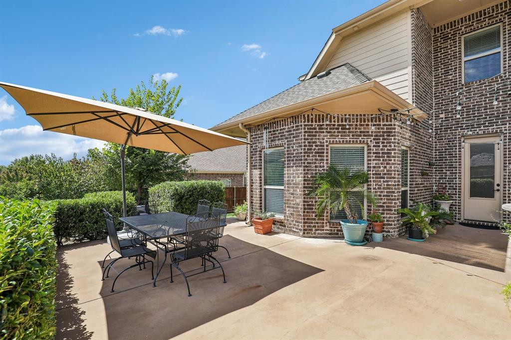 676 Princeton Way - Photo 33