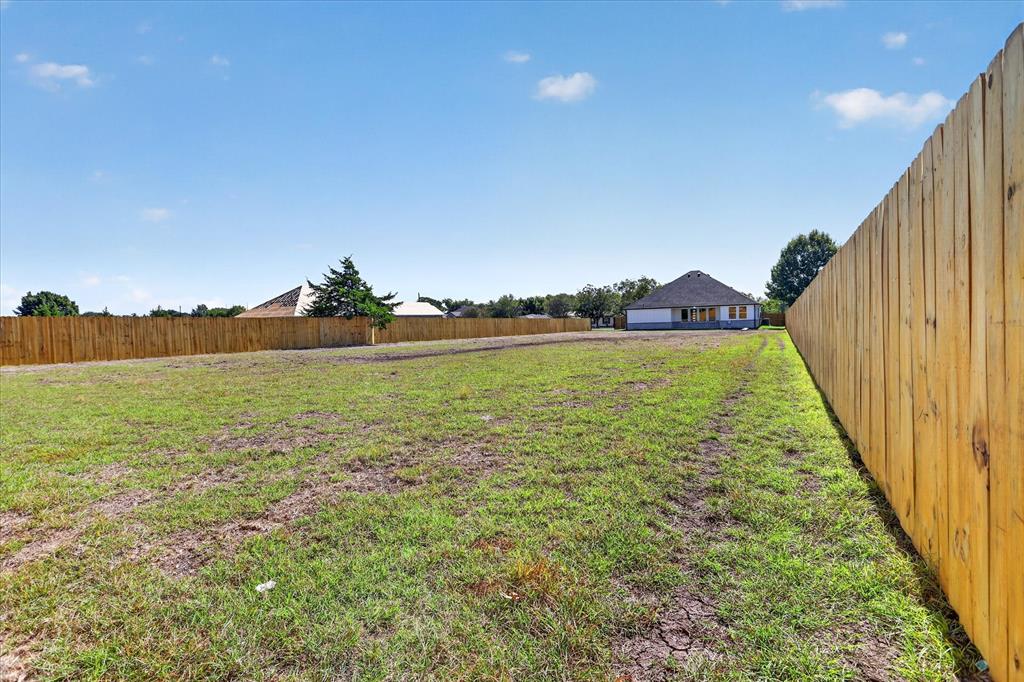 1657 Brookview Drive - Photo 35
