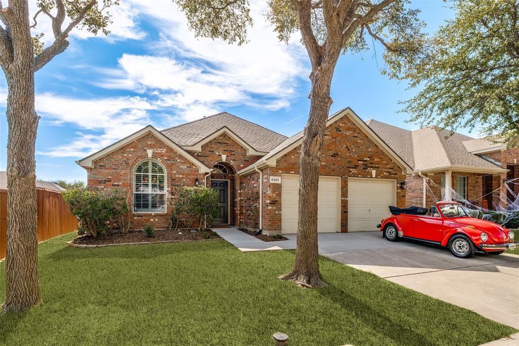 8201 Clear Bay - Photo 1