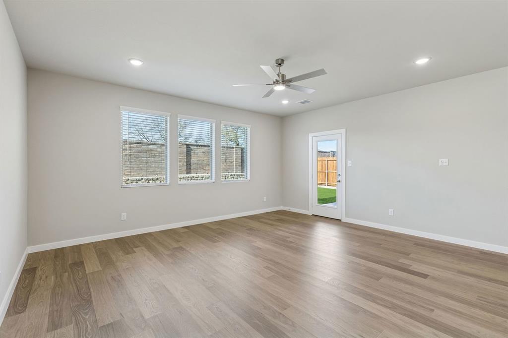 1943 Paddock Lane - Photo 17