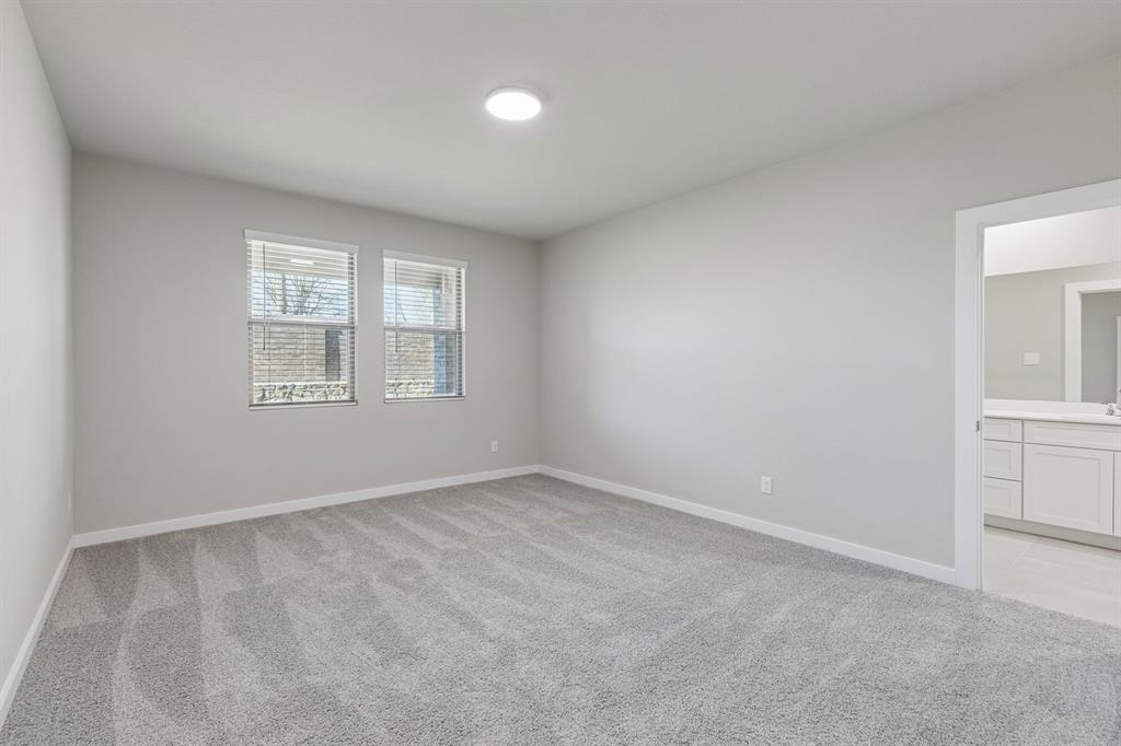 1943 Paddock Lane - Photo 22