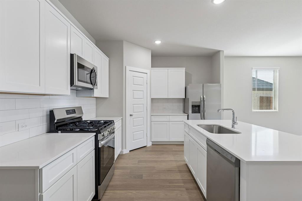 1943 Paddock Lane - Photo 8