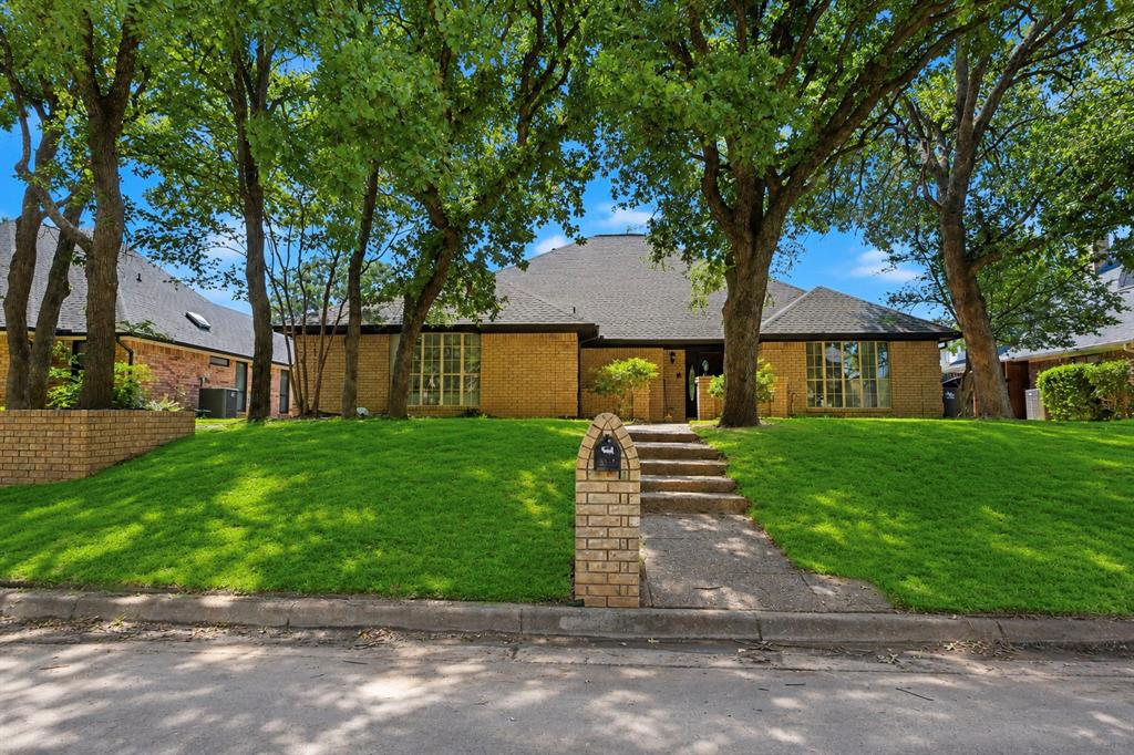 4504 Lake Park Drive - Photo 2