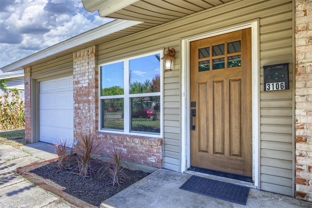 3106 Parker Street - Photo 2
