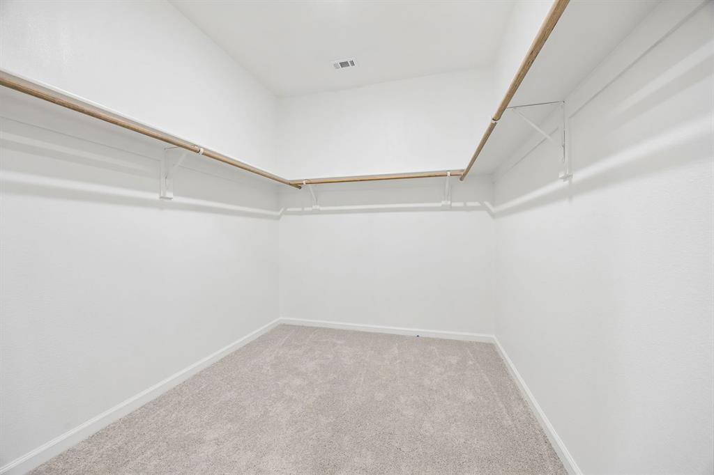 1147 Loch Way - Photo 15
