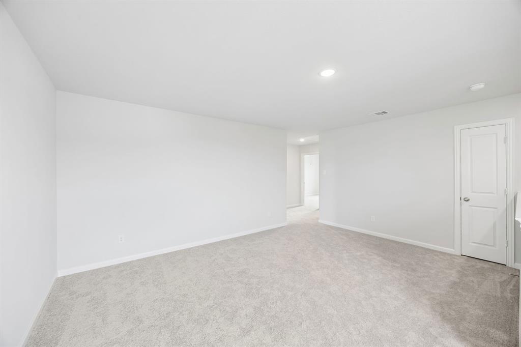 1147 Loch Way - Photo 18