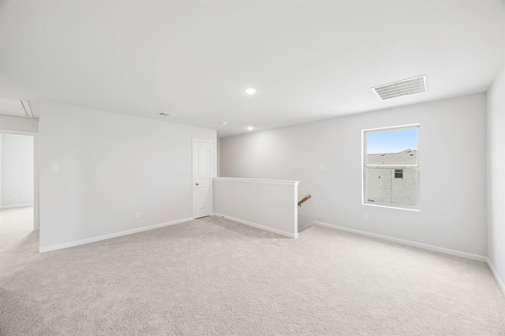 1147 Loch Way - Photo 19