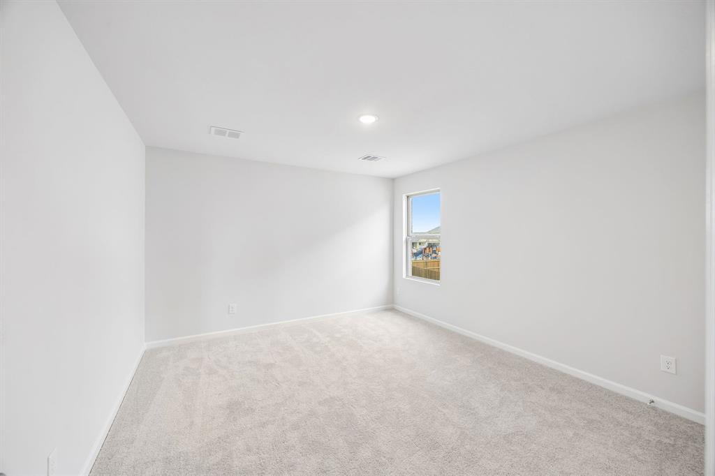 1147 Loch Way - Photo 20