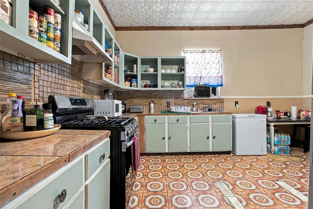 307 N Douglas Avenue - Photo 3