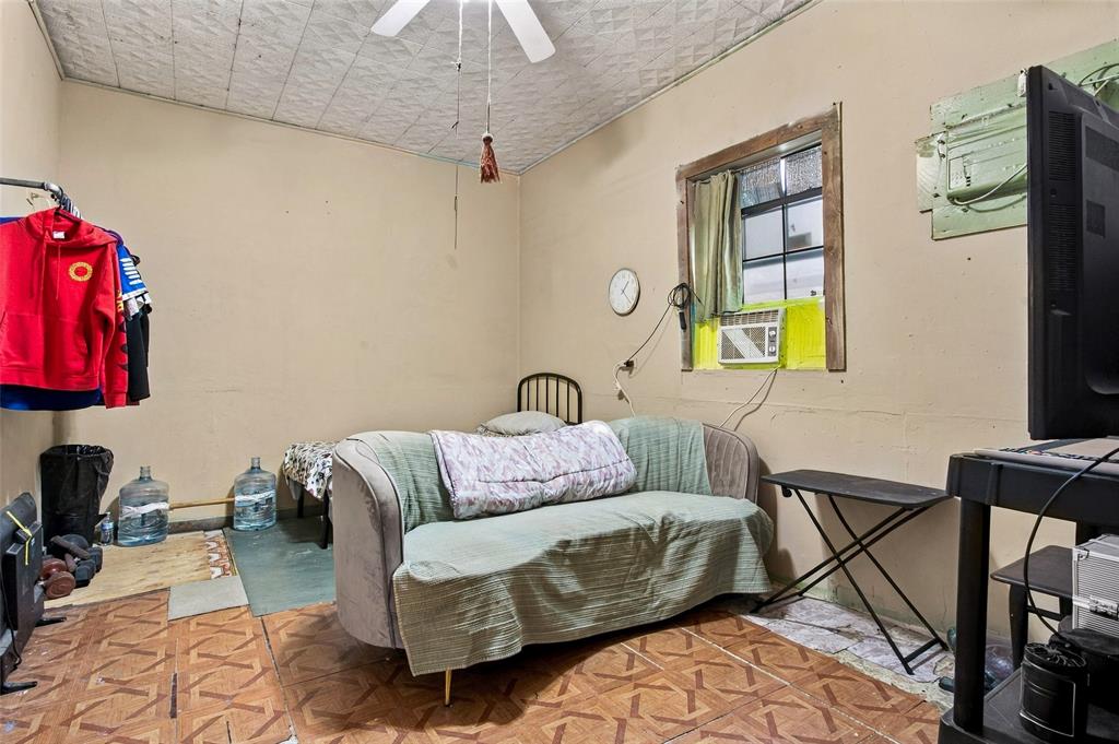 307 N Douglas Avenue - Photo 4