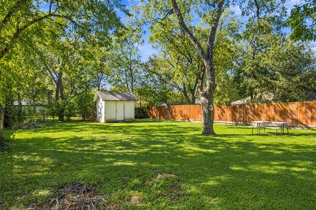 307 N Douglas Avenue - Photo 5