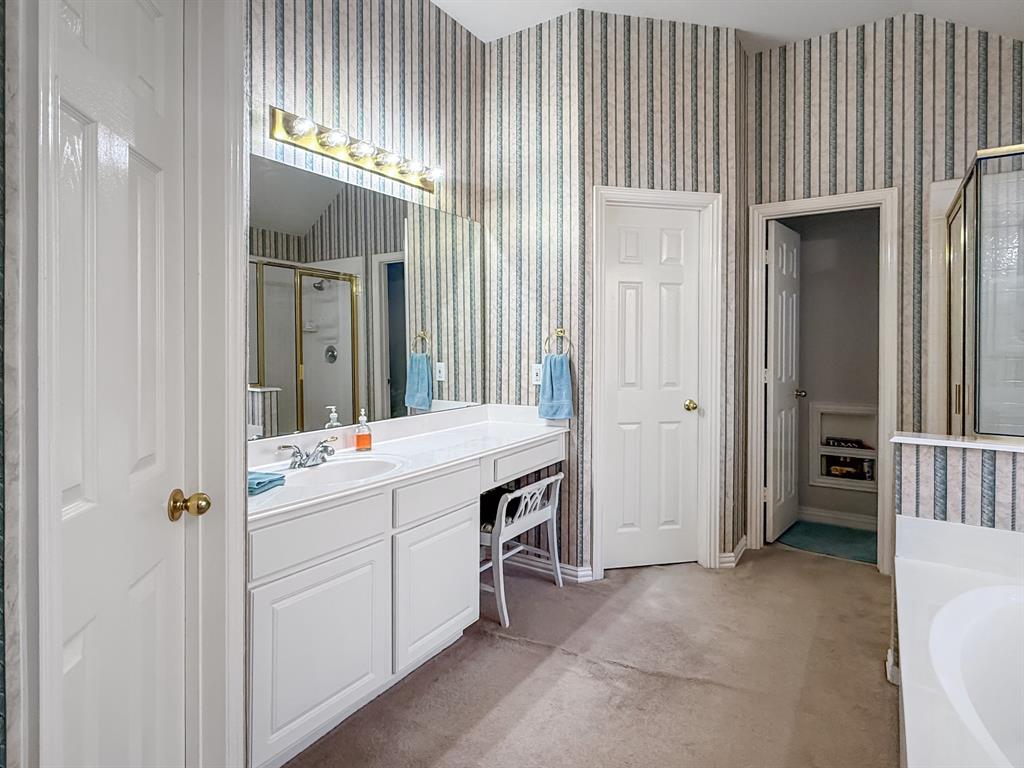 2502 Dove Creek Drive - Photo 18