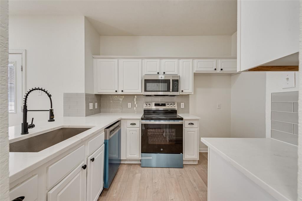 9854 Walnut Hill Drive - Photo 9